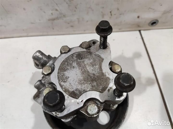 Насос гидроусилителя Land Rover Freelander 1