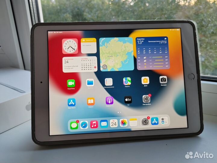 Apple iPad 10.2 (2020)