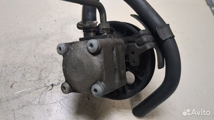 Гур Volvo V70, 2003