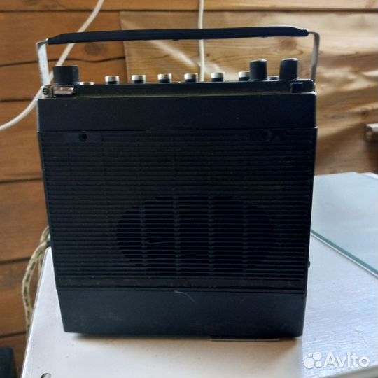 Радиоприемник СССР урал авто2