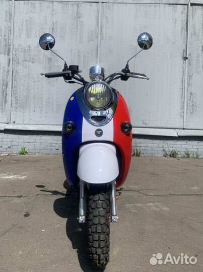 Скутер Vento Retro Paris Спец Серия