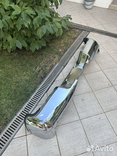 Бампер и подбамперник Tayota Tacoma