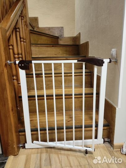 Ограждение для лестницы от детей