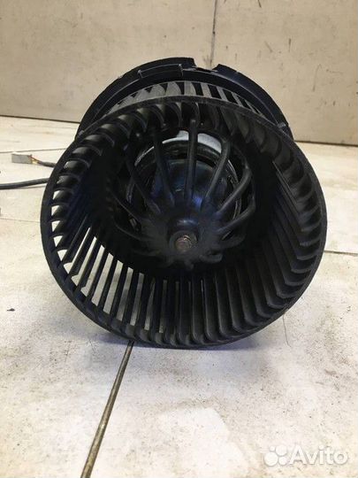 Моторчик отопителя Renault Symbol