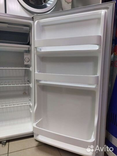 Холодильник Бирюса М90 (новый)