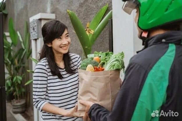 Курьер на самокате