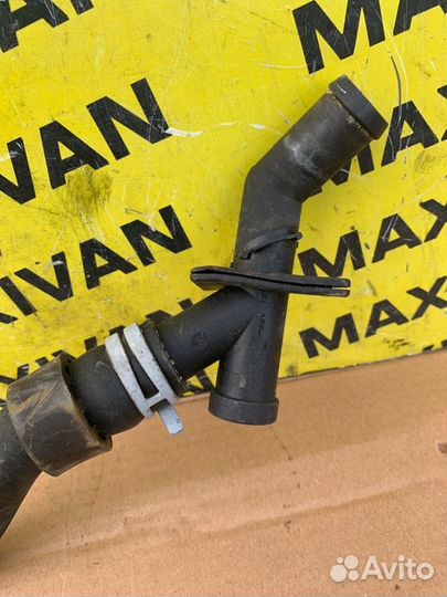 Патрубок системы охлаждения Mercedes R-Class W251