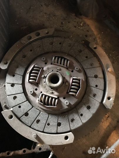 Корзина сцепления на митсубиси ланцер 9 2л