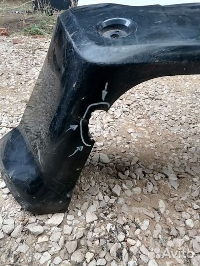 Бампeр зaдний Nissаn Pаthfinder R51 (04-14