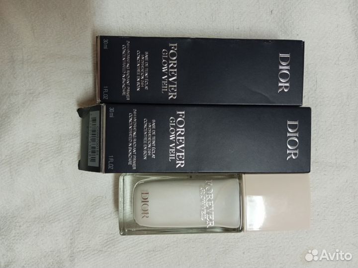 Увлажняющая база под макияж с эффектом сияния