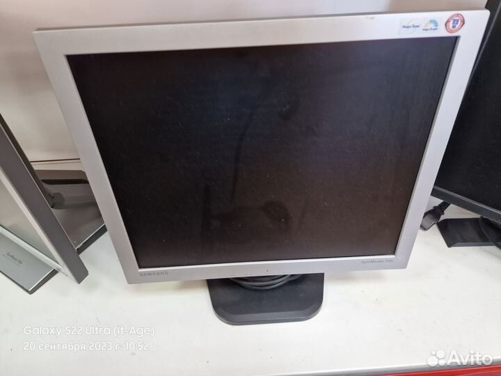 Монитор Samsung SyncMaster 710V, 1280x1024, 75 Гц