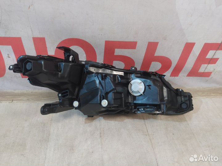 Фара передняя левая Toyota Camry V70 2018-Нв