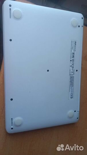 Нетбук Asus eeebook x205ta