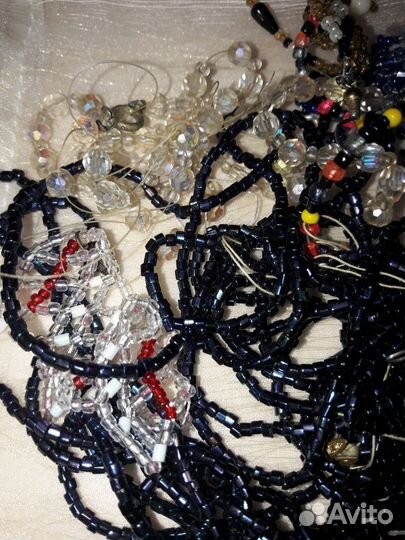 Бисер. отдам за молоко