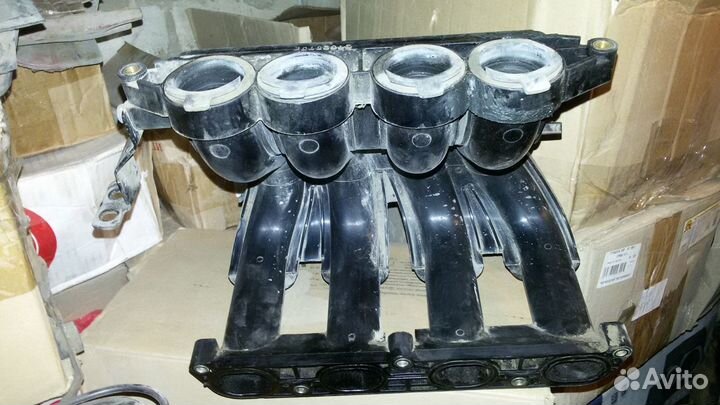 Впускной коллектор Ниссан микра К 12