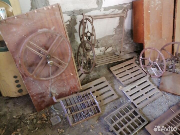 Тумба запчасти швейных машина