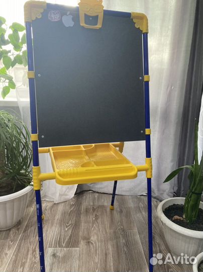 Магнитная доска-мольберт-двухсторонняя