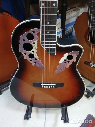 Электроакустическая гитара новая