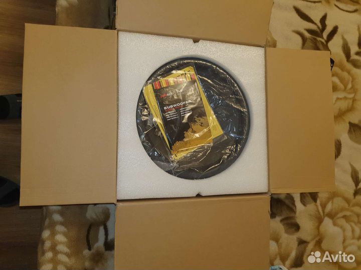 Polk audio 2-сабвуфера