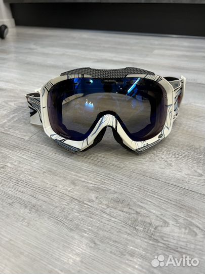 Горнолыжные очки smith prodigy