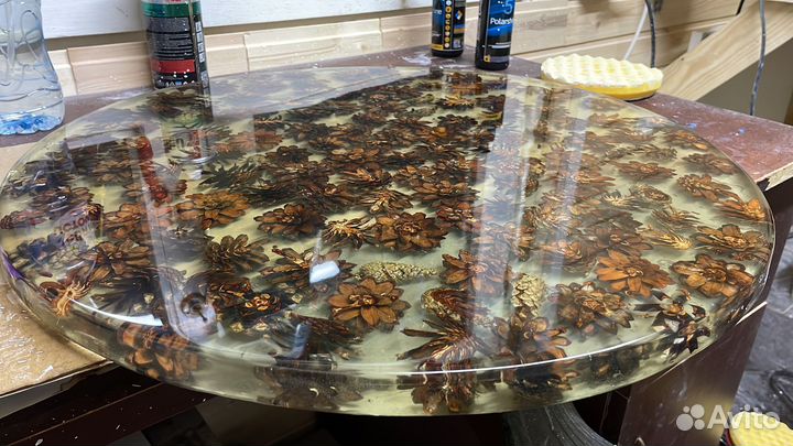 Столы и столики из слэбов дерева и смолы