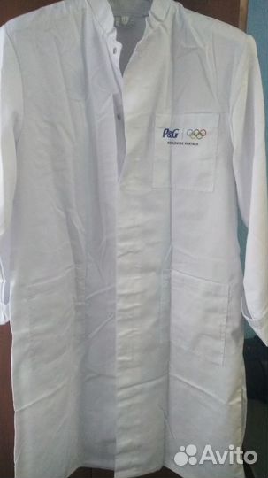 Халат белый новый с логотипом PG ariel