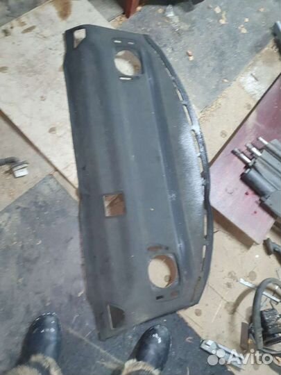 Задняя полка на вольво s40 2001г