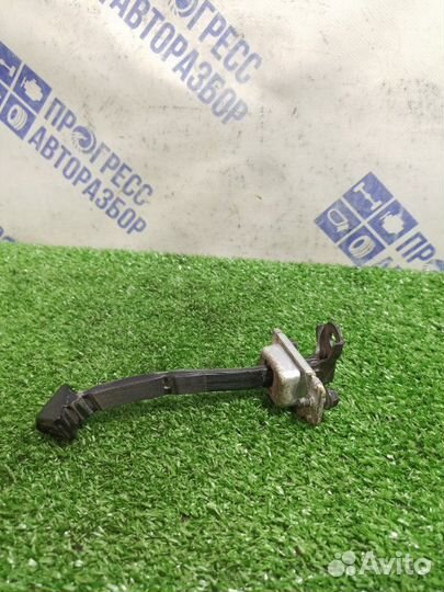 Ограничитель двери задний левый Mazda Cx-7