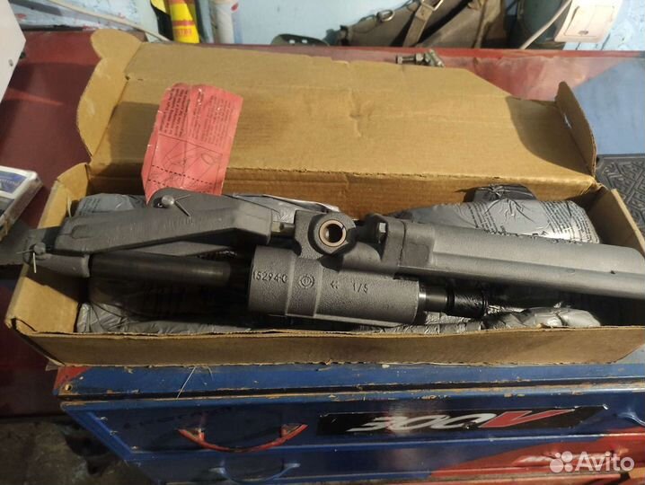 Поворотная часть power steering cylinder