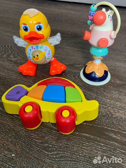 Развивающие игрушки пакетом