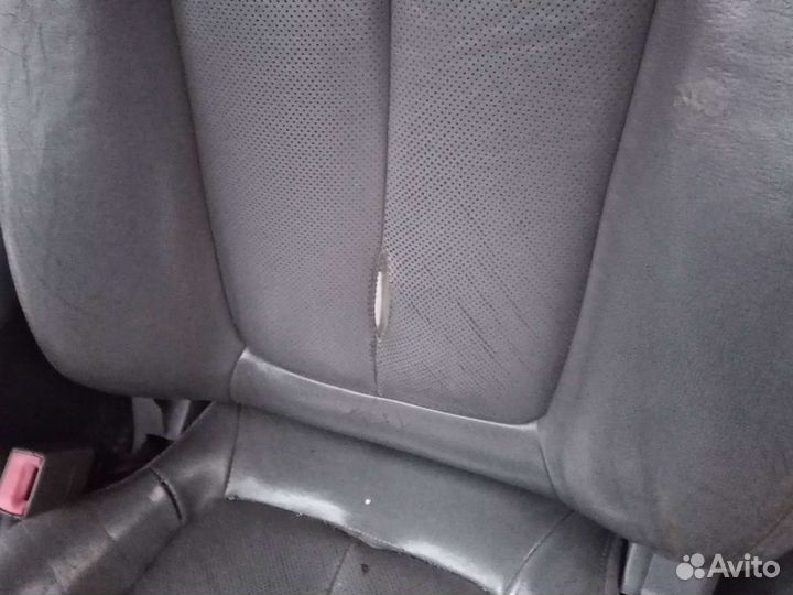 Сиденья комплект кожа Hyundai Elantra 3 XD