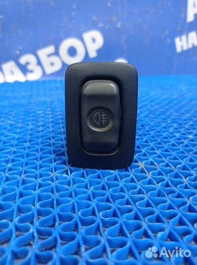 Кнопка птф Mitsubishi Colt купе 1999