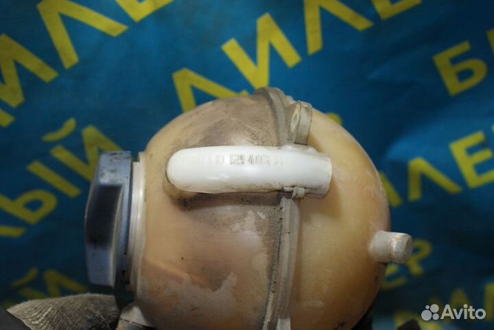 Расширительный бачок Volkswagen Bora