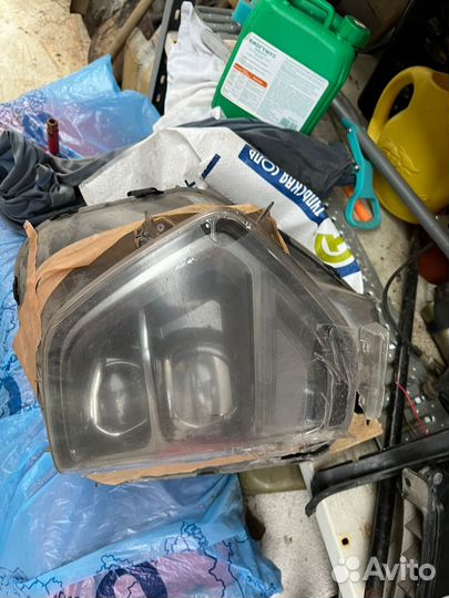 Hyundai Santa Fe 4 фара правая