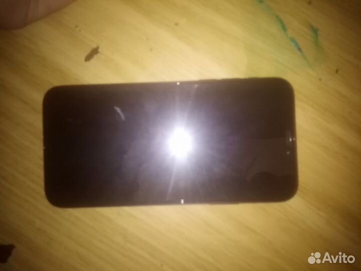 iPhone X, 64 ГБ