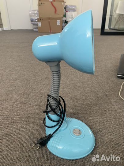 Лампа настольная