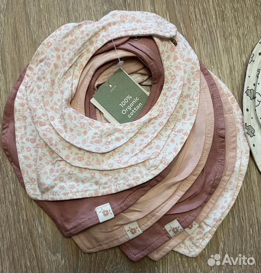 Слюнявчики новые H&M