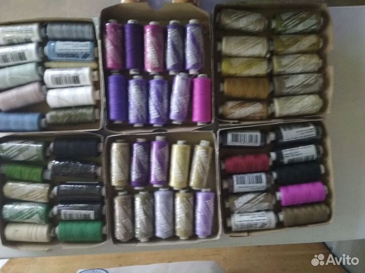 Швейная фурнитура.(нитки.молнии.иголки. и т.д)