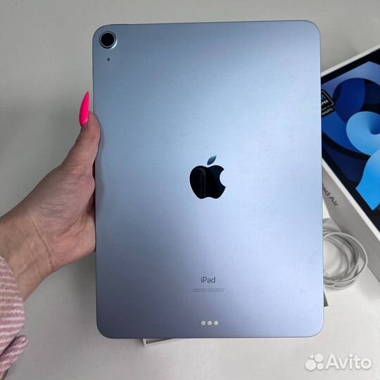 Планшет Apple iPad Air 2020 64Гб Wi-Fi голубой б/у