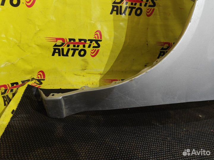 Крыло переднее левое Nissan Liberty RM12 QR20DE