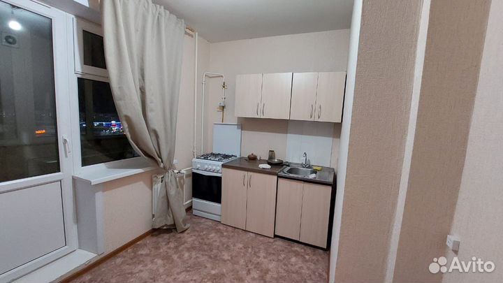 Кухонный гарнитур бу + газовая плита