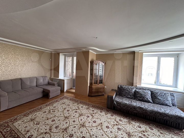 3-к. квартира, 108,5 м², 6/10 эт.