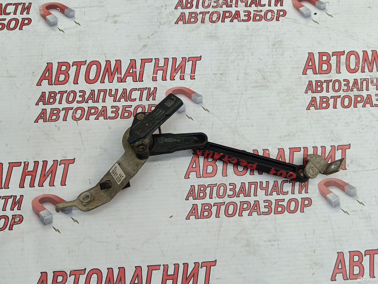 Датчик положения кузова передний левый Zeekr 001