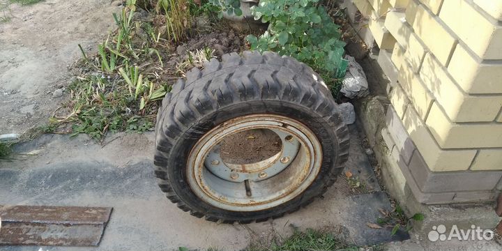 Колесо вилочного погрузчика 28x9 15