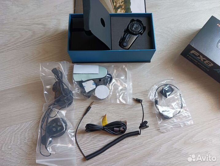 Bluetooth гарнитура для мотошлема