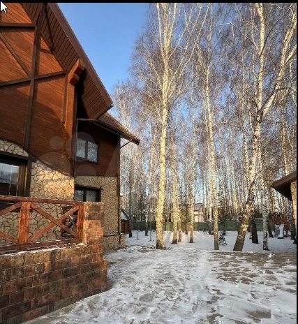 Дом 399 м² на участке 18,5 сот.