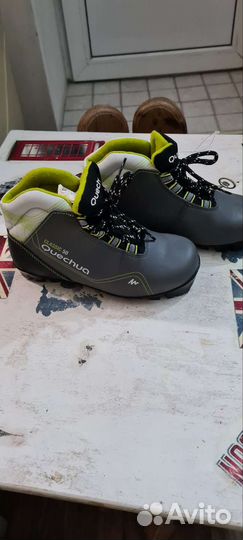 Лыжные ботинки детские р. 33-34