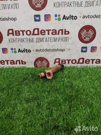 Форсунка топливная Toyota Highlander 2001