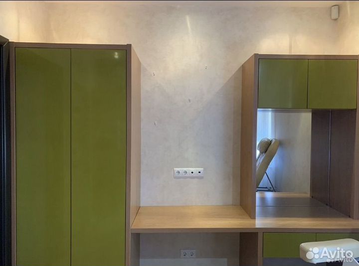 Детская стенка со столом