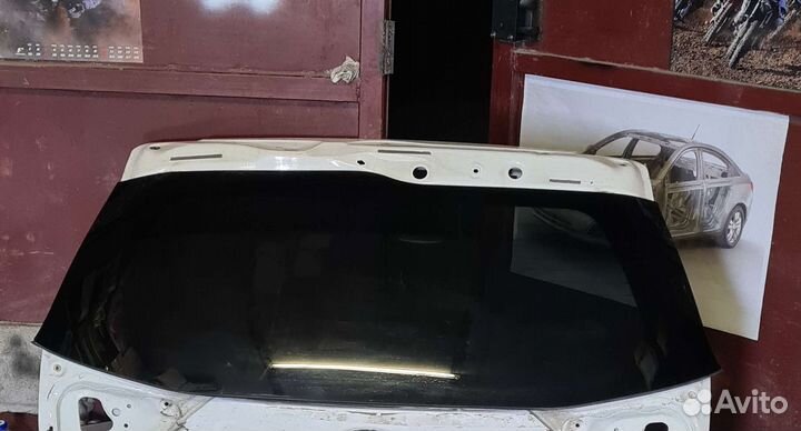 Заднее стекло с обогревом Sienna III